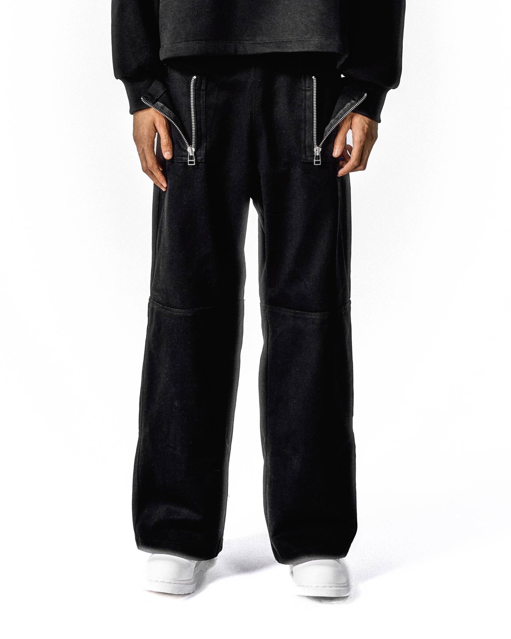 TRIANGLE SHAPE JEANS