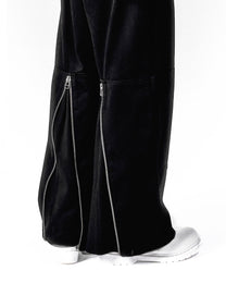 TRIANGLE SHAPE ZIPPER JEANS